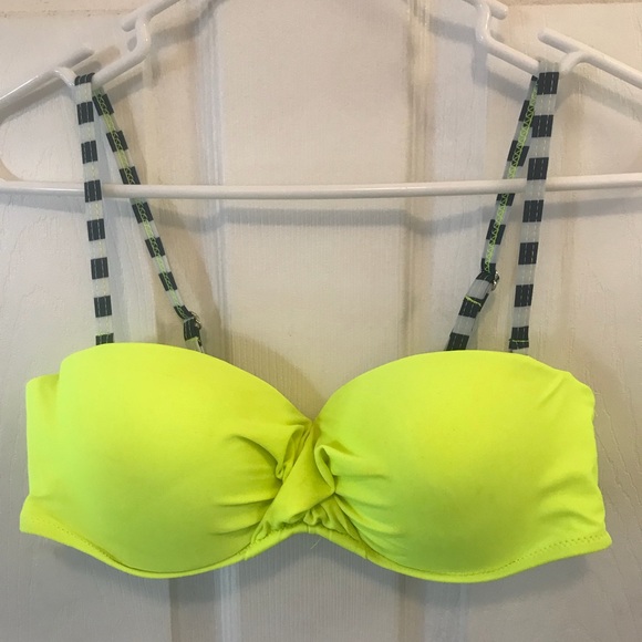 Bathing suit - Picture 2 of 5